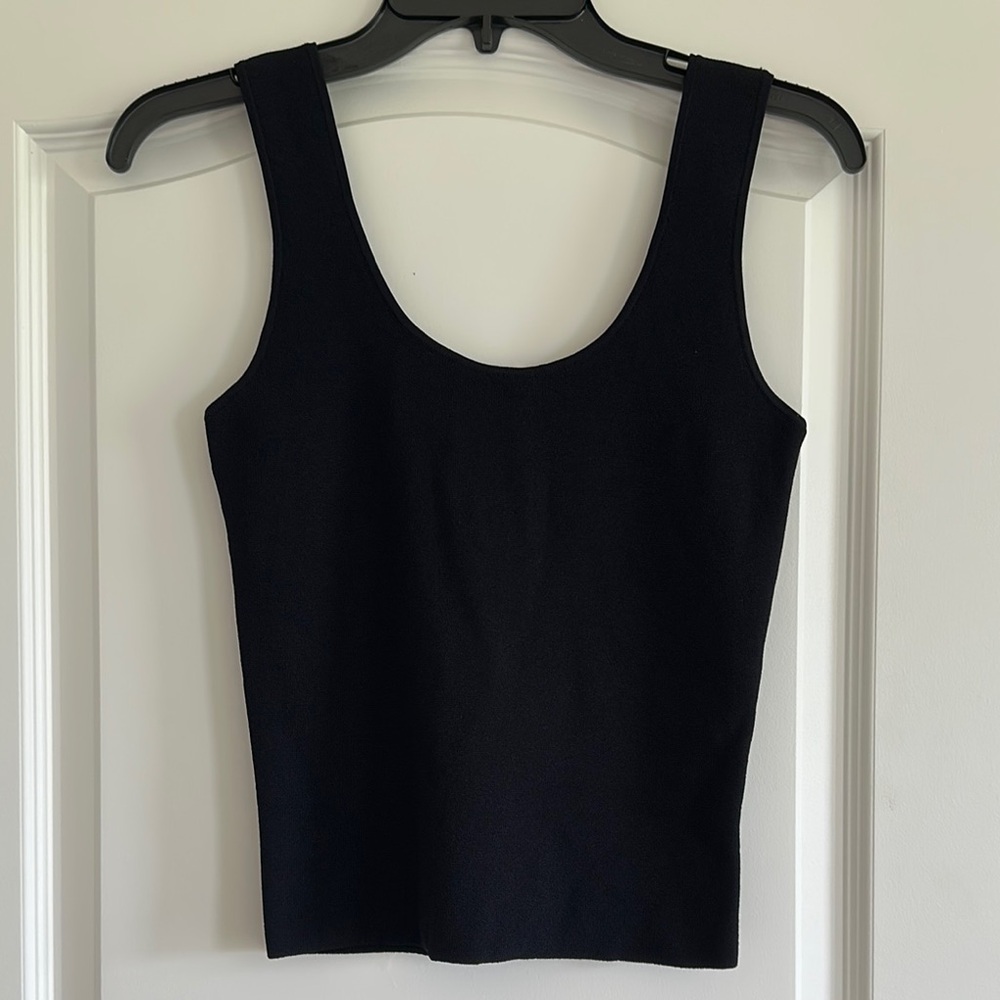 Vince tank top, size XS, black color